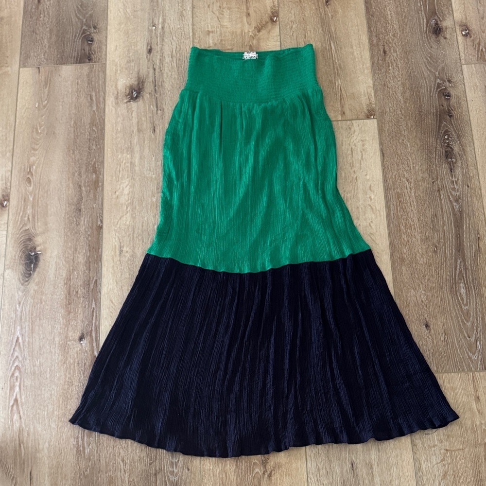 A. Calin by Flying Tomato | Chic Two-Tone Maxi Skirt | Green/Navy | M